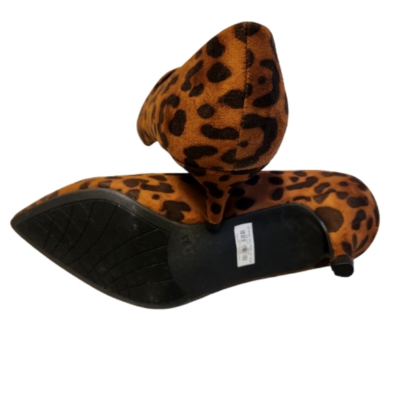 TORRID ☆ LEOPARD SUEDE ☆ KITTEN HEEL PUMP ☆ 9.5 W ☆ NWT - Picture 5 of 7